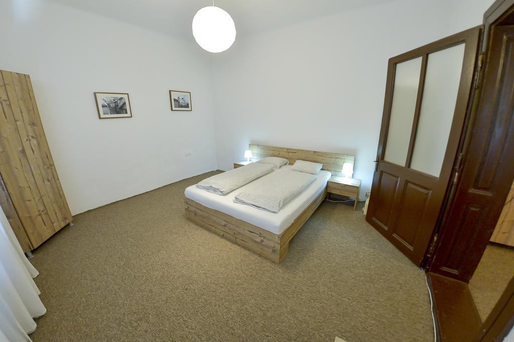 Apartment Gabriel Sibiu Exteriör bild