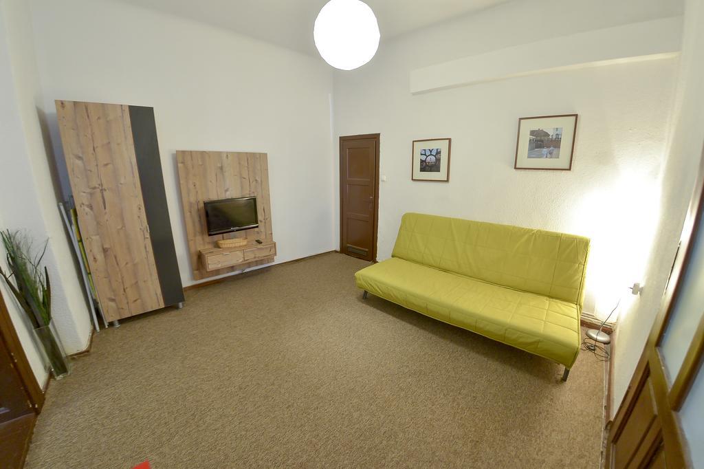 Apartment Gabriel Sibiu Exteriör bild