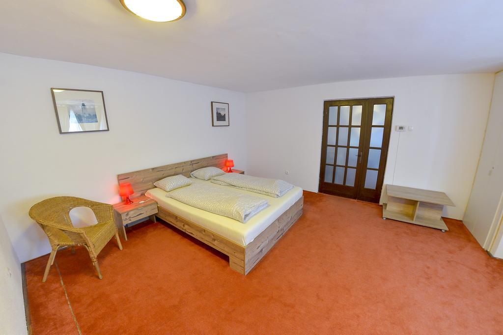 Apartment Gabriel Sibiu Exteriör bild